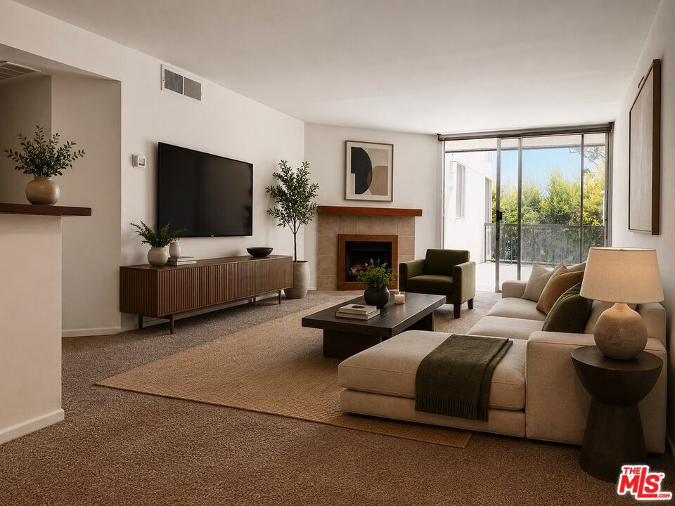 8530 Holloway Drive 222, West Hollywood, CA 90069 — photo 1