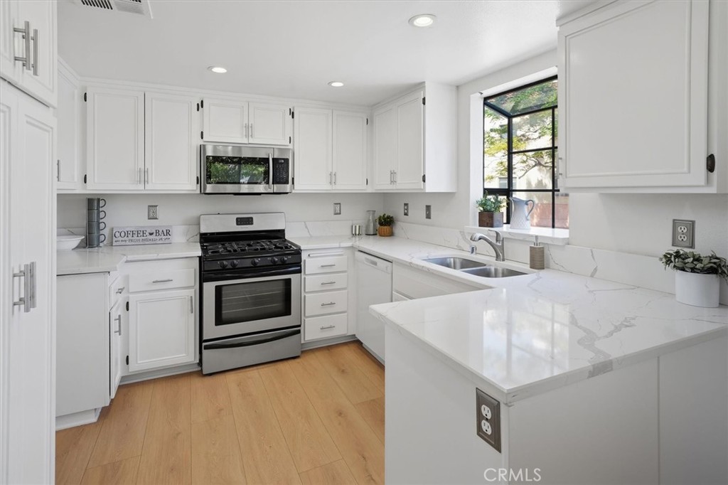 18102 Erik Court 553, Canyon Country, CA 91387 — photo 1