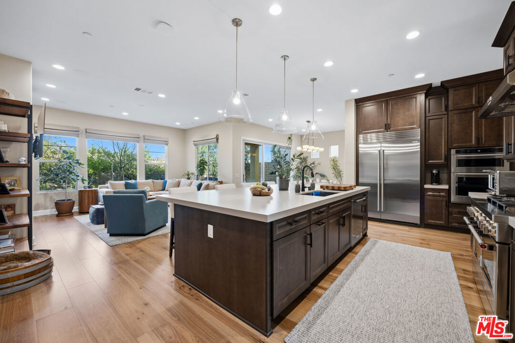 11728 Canoga Avenue, Chatsworth, CA 91311 — photo 1