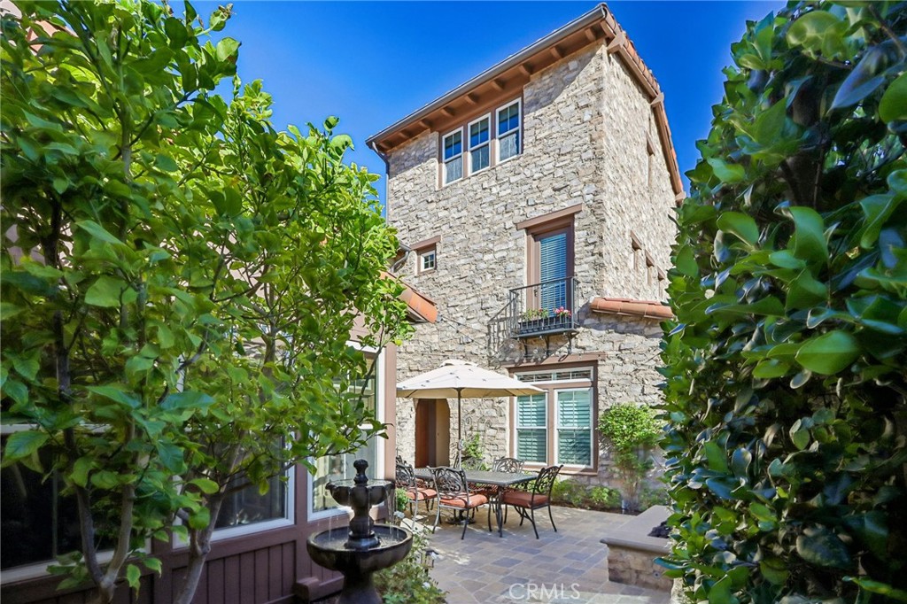 31 Portalon Court, Ladera Ranch, CA 92694 — photo 1
