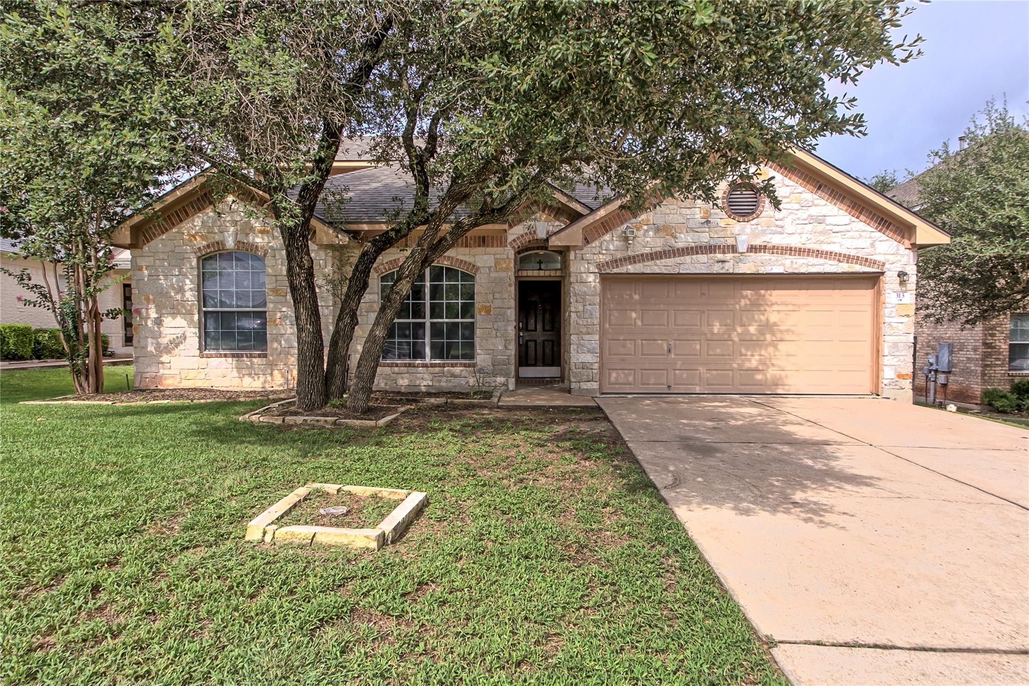 313 Olmos, Leander, TX 78641 — photo 1