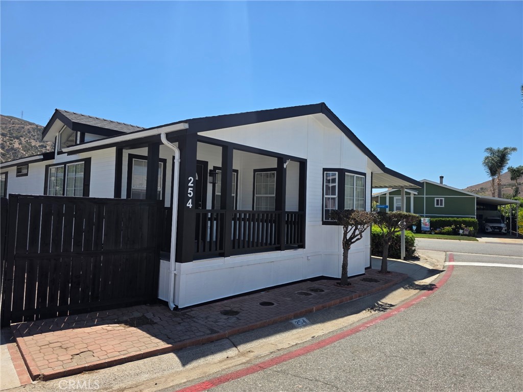 4901 Green River #254 Road, Corona, CA 92878 — photo 1