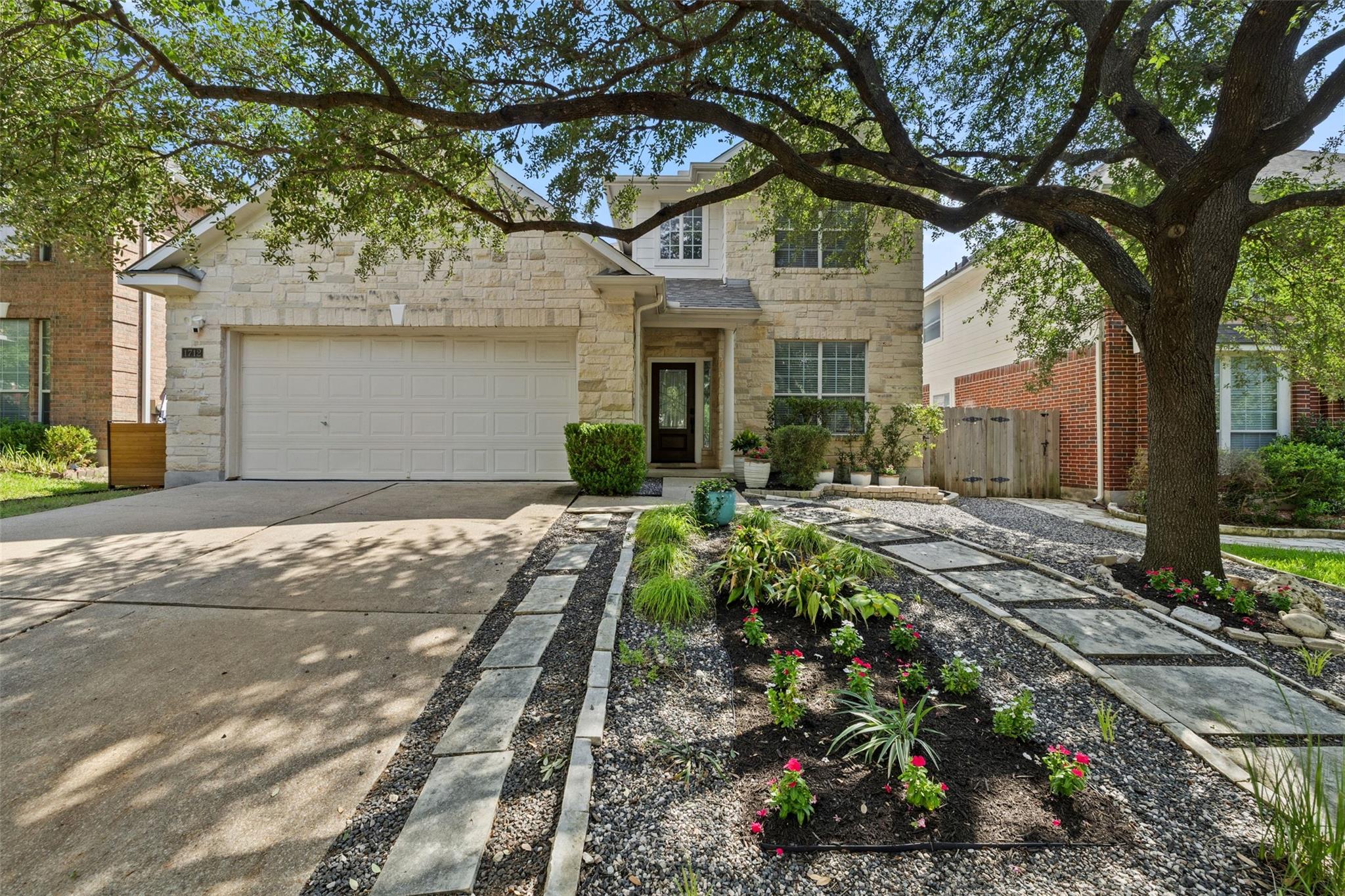1712 Lynnville, Austin, TX 78727 — photo 1