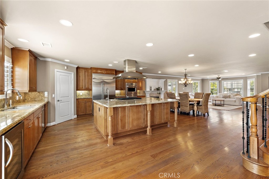 18452 Carnaby, Huntington Beach, CA 92648 — photo 1