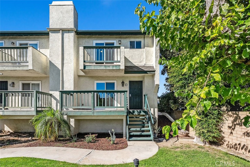 428 W 1st Street, Tustin, CA 92780 — photo 1