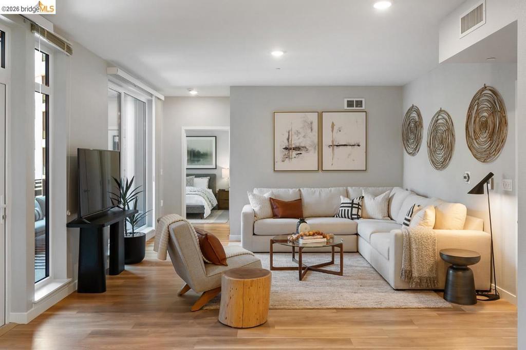 260 Brooklyn Basin Way 533, Oakland, CA 94606 — photo 1