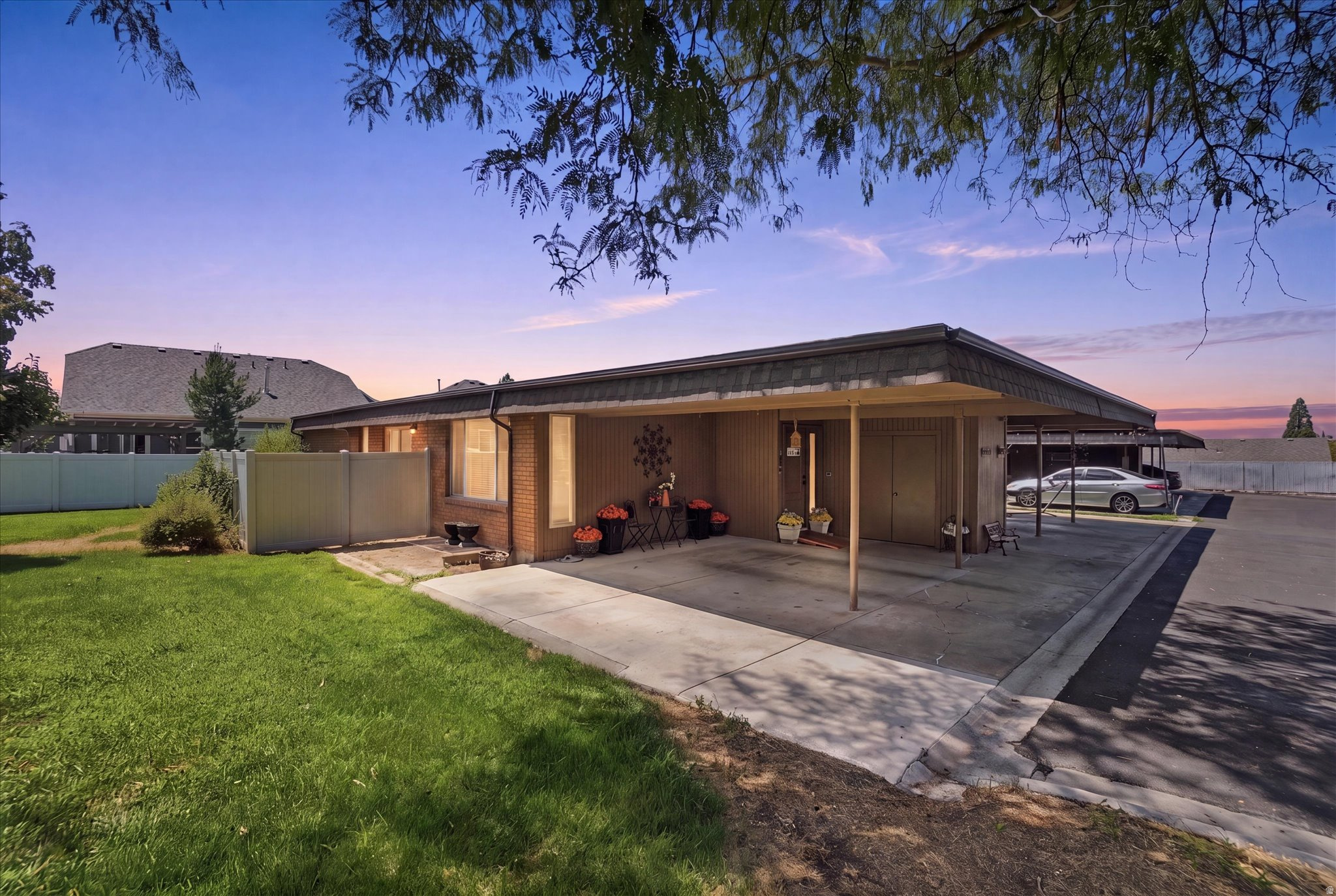 1025 BRISTOL RD, Fruit Heights, UT 84037 — photo 1