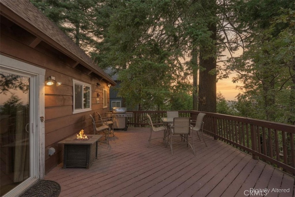 515 View, Lake Arrowhead, CA 92352 — photo 1