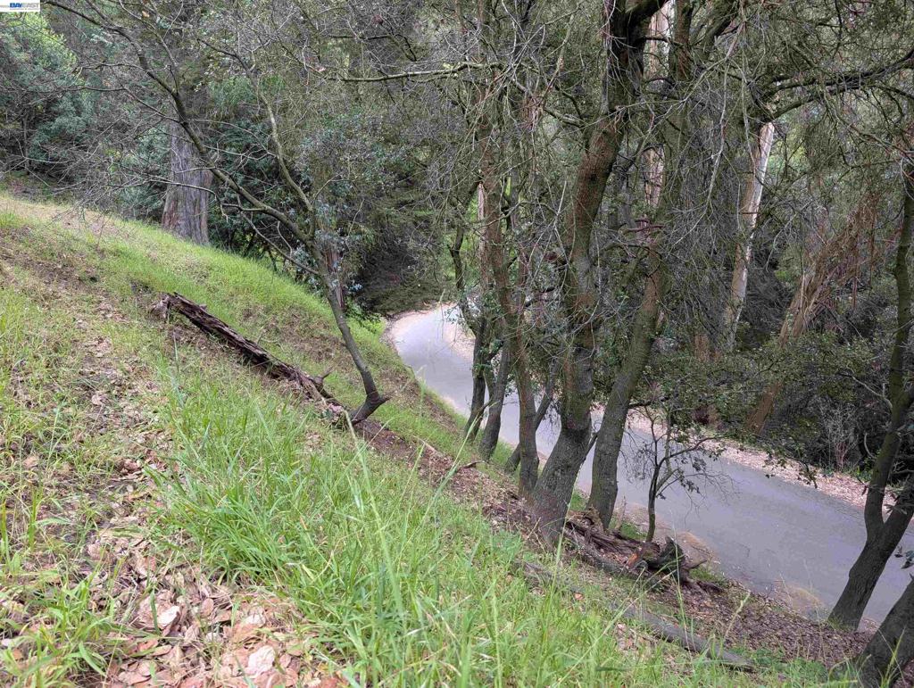 00 Girvin Dr, Oakland, CA 94603 — photo 1