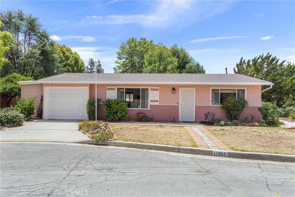 11965 Peach Tree, Yucaipa, CA 92399 — photo 1