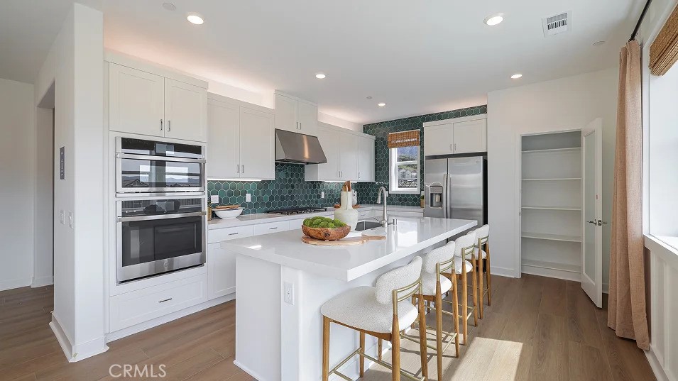 2148 Aneto Way, Santa Paula, CA 93060 — photo 1