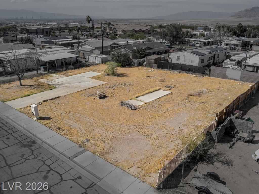 215  Shoshone Lane, Henderson, NV 89015 — photo 1