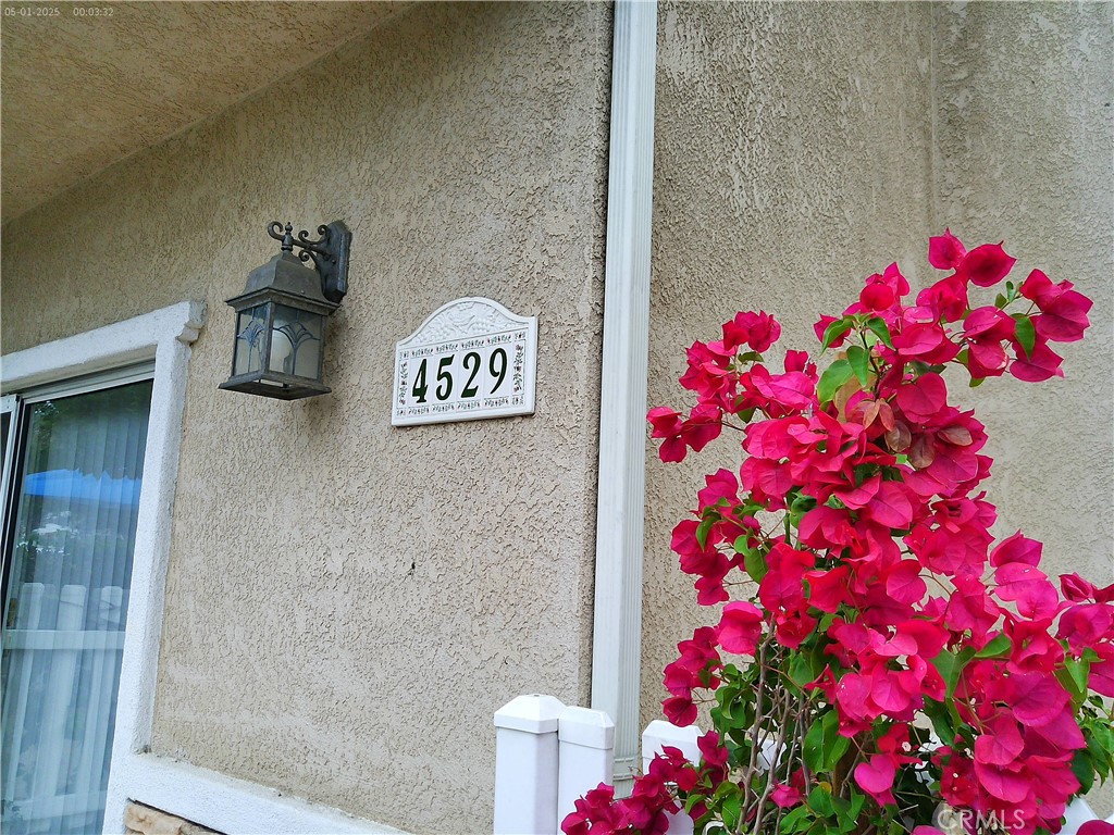 4529 Colfax, Los Angeles, CA 91602 — photo 1