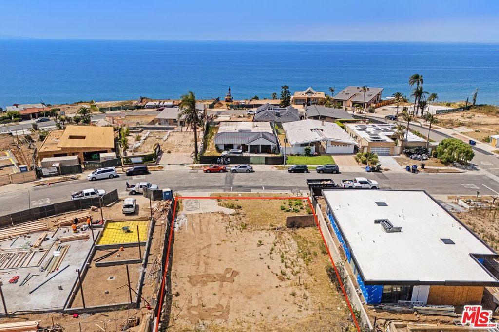 18439 Wakecrest Drive, Malibu, CA 90265 — photo 1