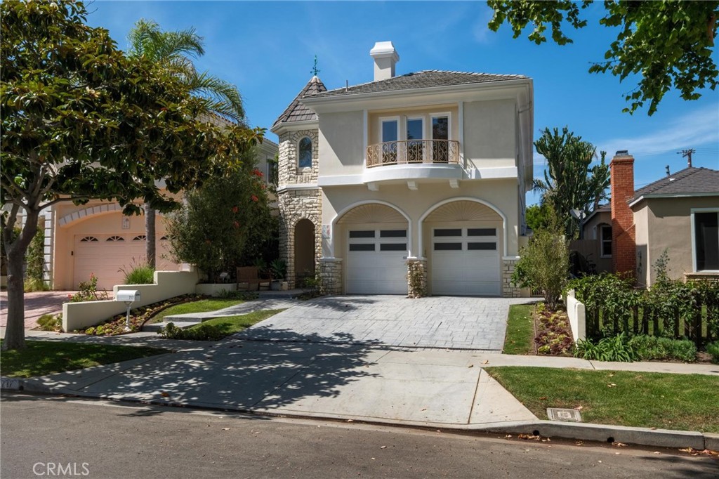 717 Avenue A, Redondo Beach, CA 90277 — photo 1