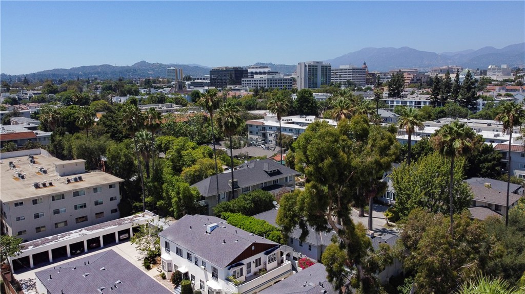415 S El Molino, Pasadena, CA 91101 — photo 1