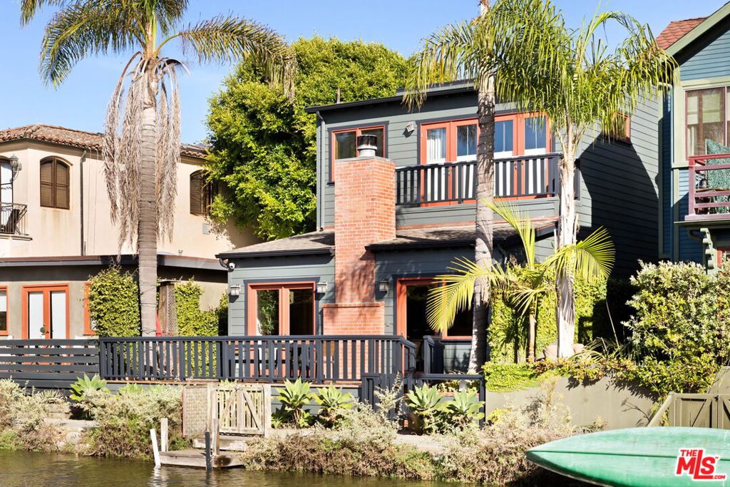 432 Howland Canal, Los Angeles, CA 90291 — photo 1