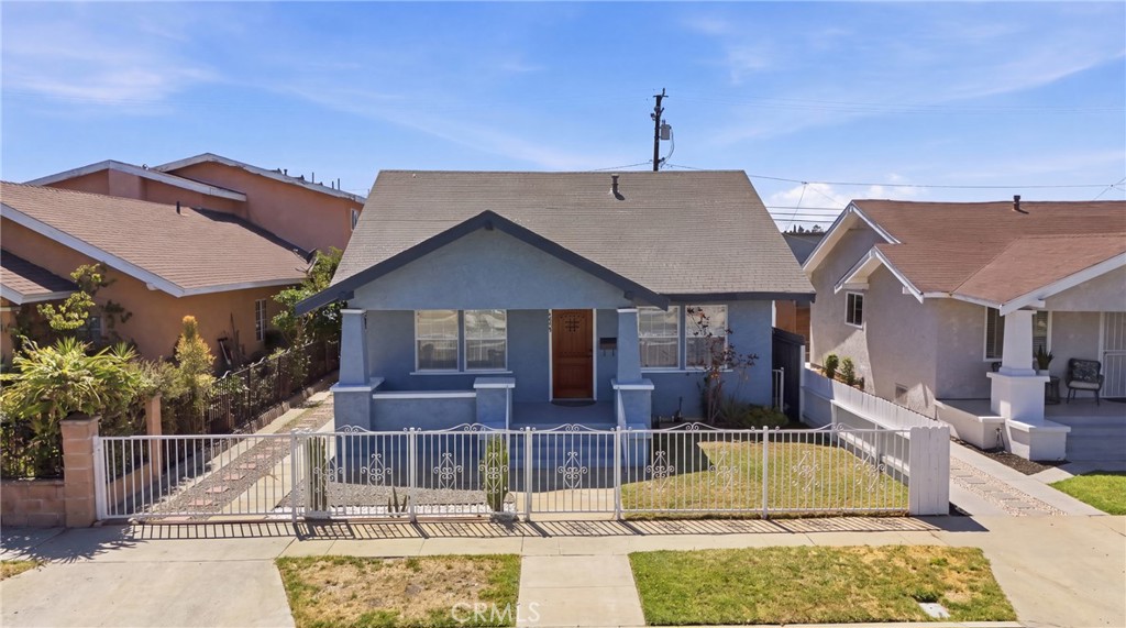 2267 Lime Avenue, Long Beach, CA 90806 — photo 1