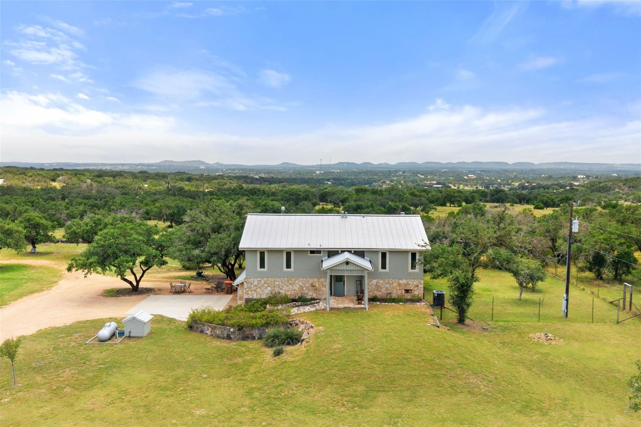 143 Oak, Johnson City, TX 78636 — photo 1