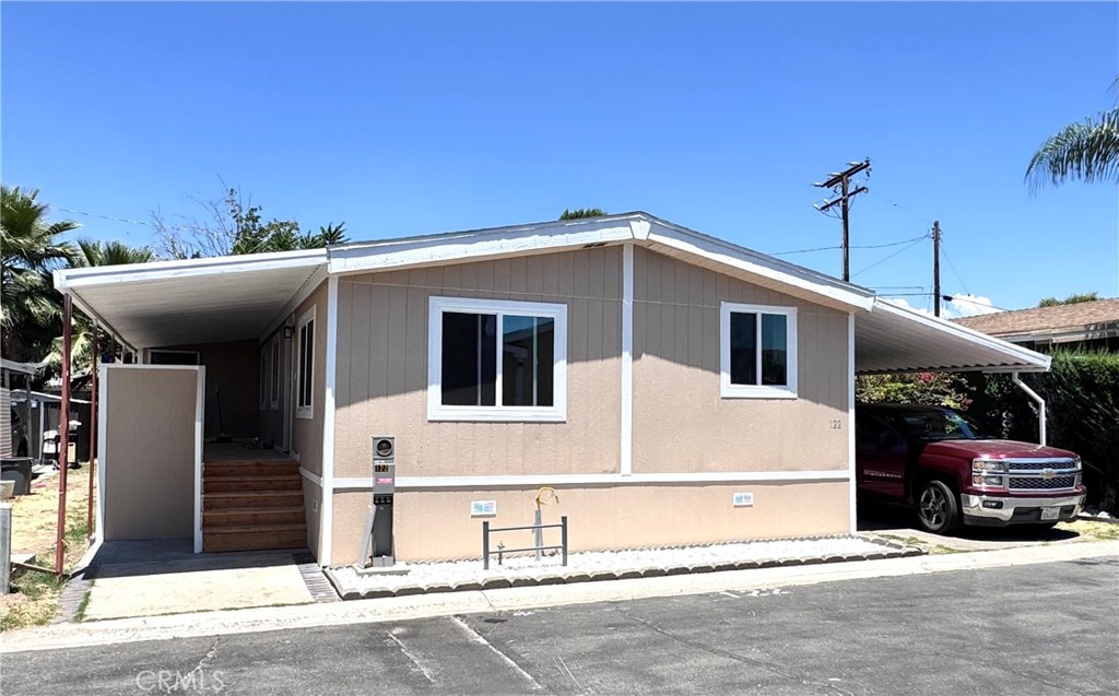 18540 Soledad Canyon Road 122