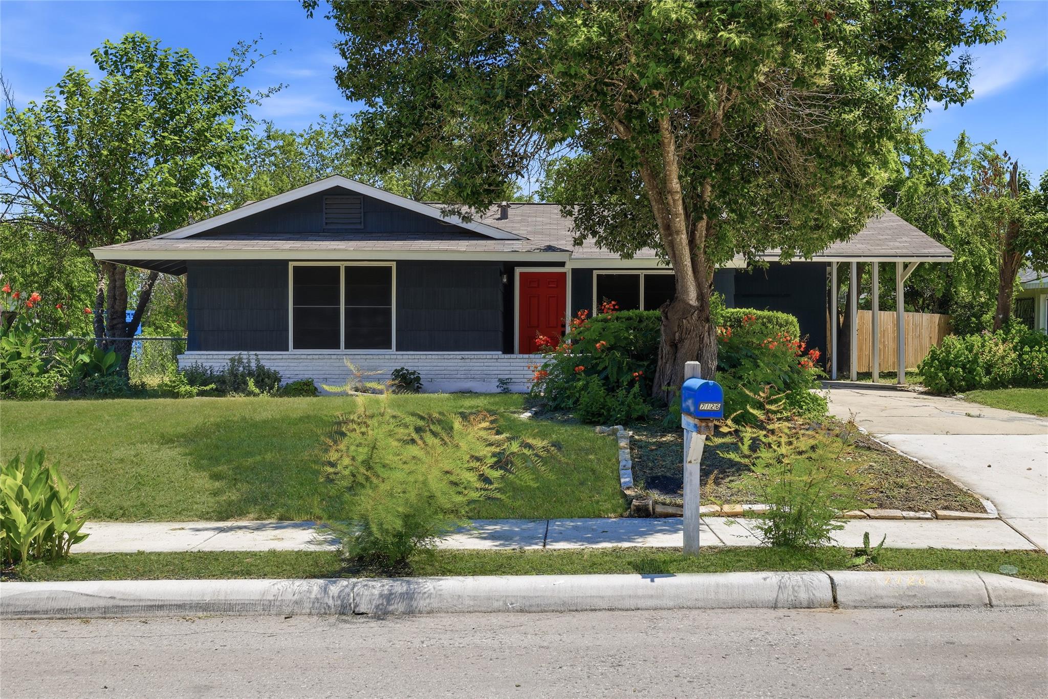 7126 WESTBRIAR, San Antonio, TX 78227 — photo 1