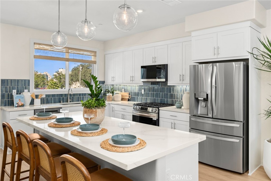 644 E Fourth Street, Pomona, CA 91766 — photo 1