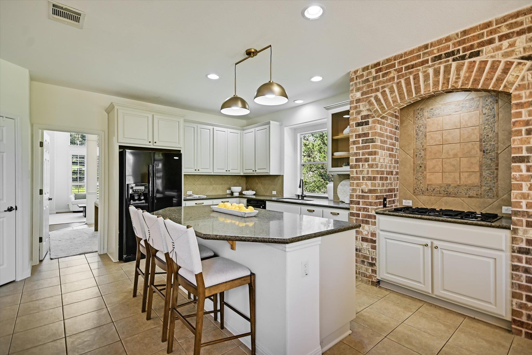 17120 Northlake Hills, Jonestown, TX 78645 — photo 1