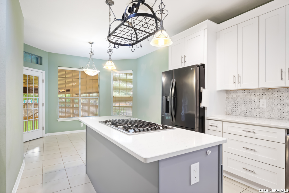 9402 Oakwood Garden, , 78254 — photo 1