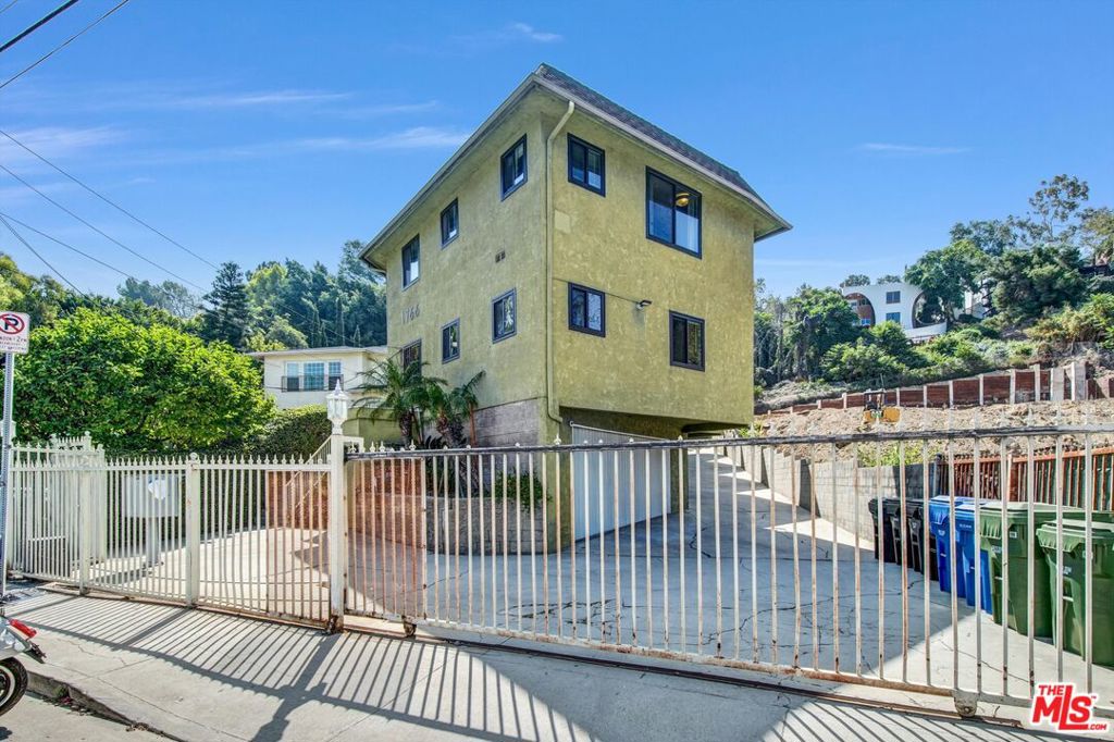 1766 Griffith Park Boulevard 1, Los Angeles, CA 90026 — photo 1