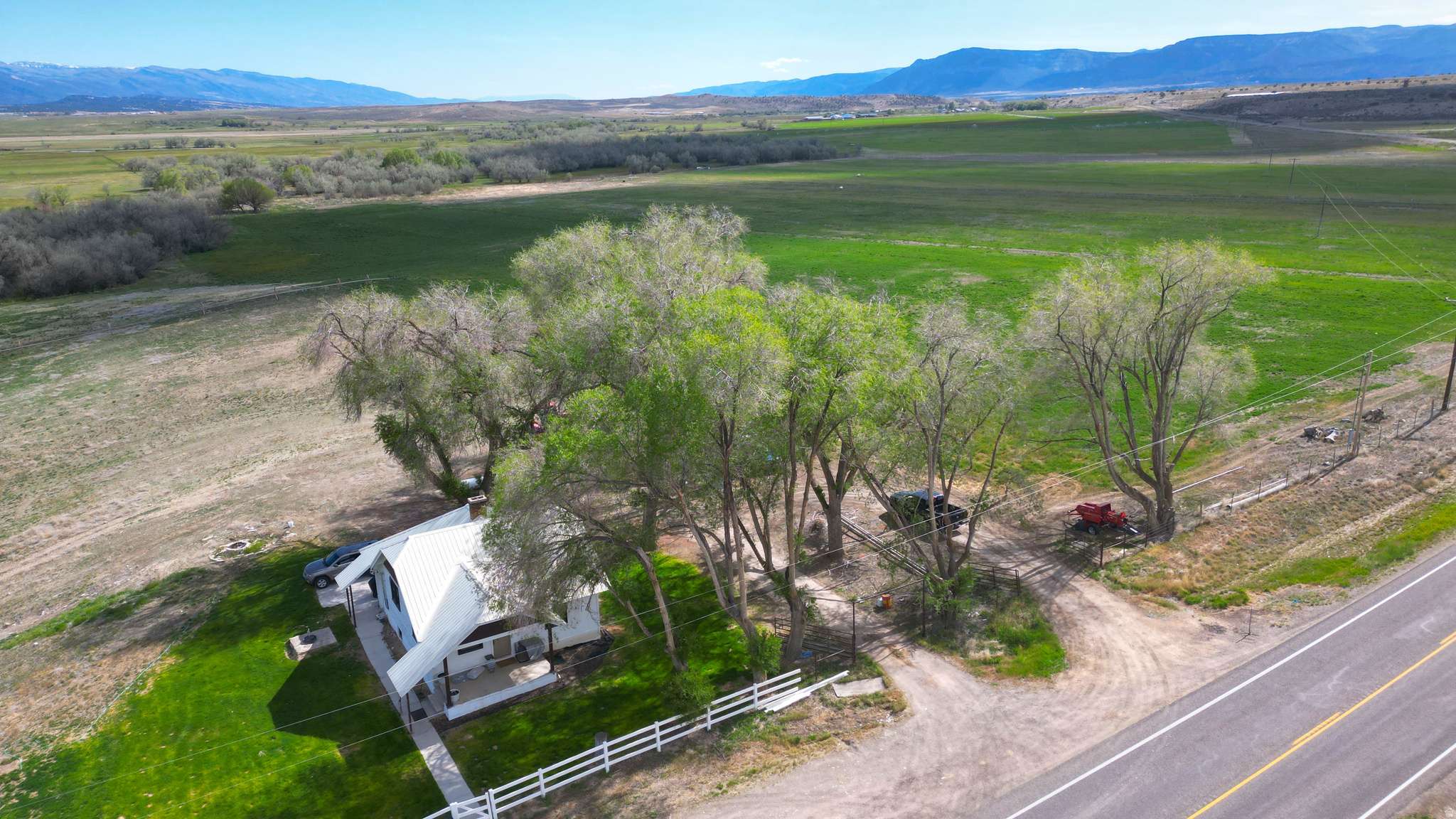 3611 W HWY 116, Mt Pleasant, UT 84647 — photo 1