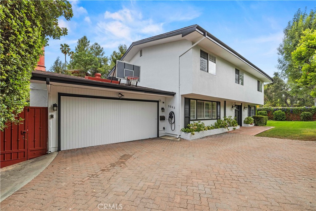 5943 Salamea Avenue, Woodland Hills, CA 91367 — photo 1