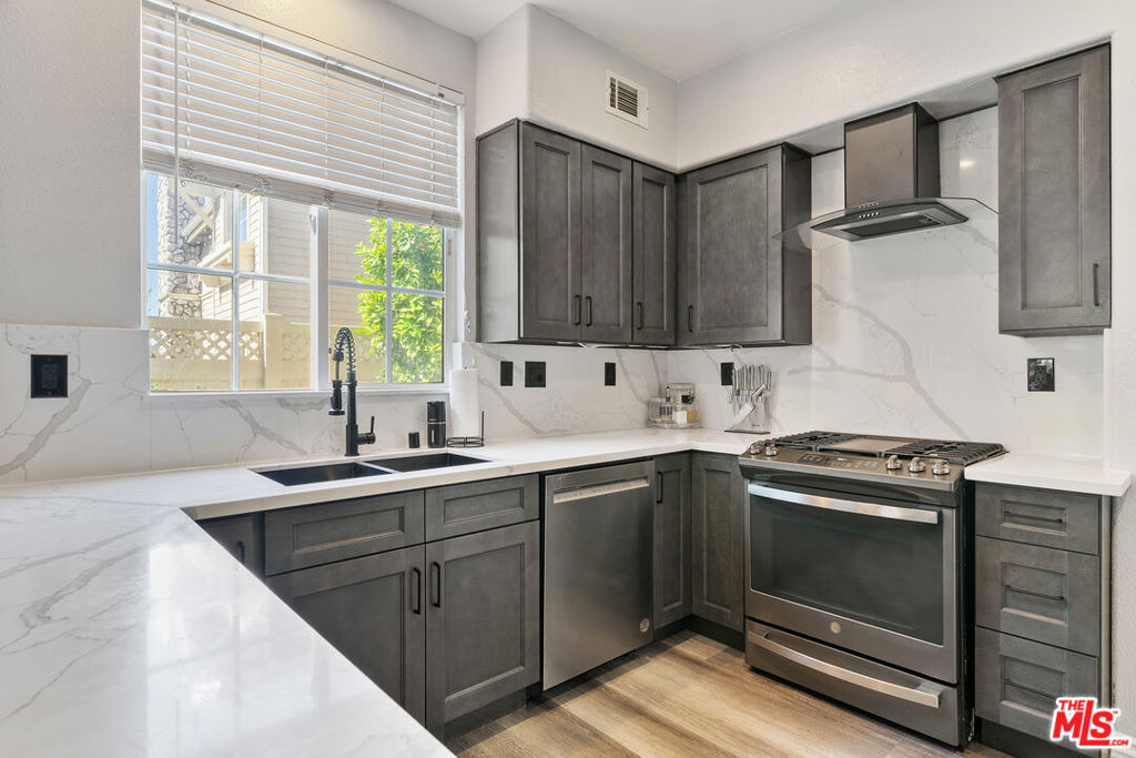 432 Middlebury Court, Claremont, CA 91711 — photo 1