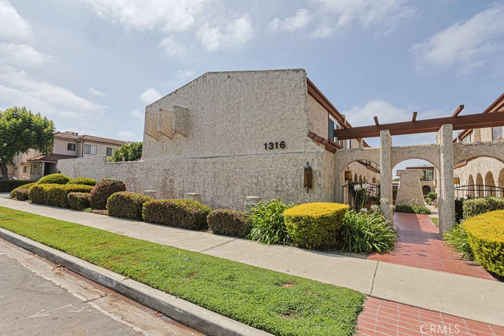 1316 Elm 9, San Gabriel, CA 91775 — photo 1