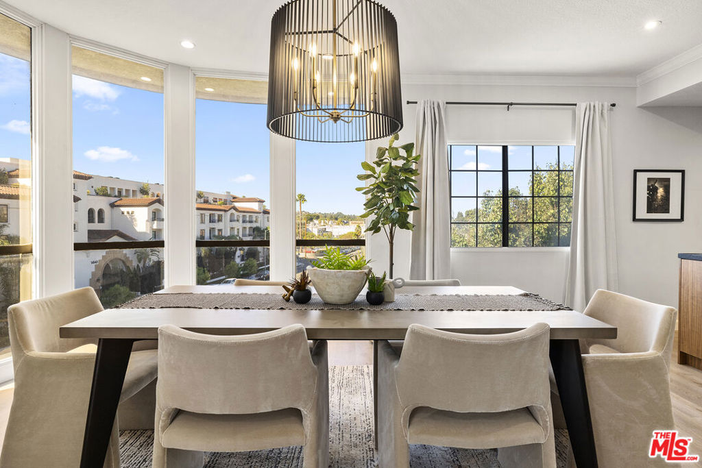 14115 Moorpark Street 311, Sherman Oaks, CA 91423 — photo 1