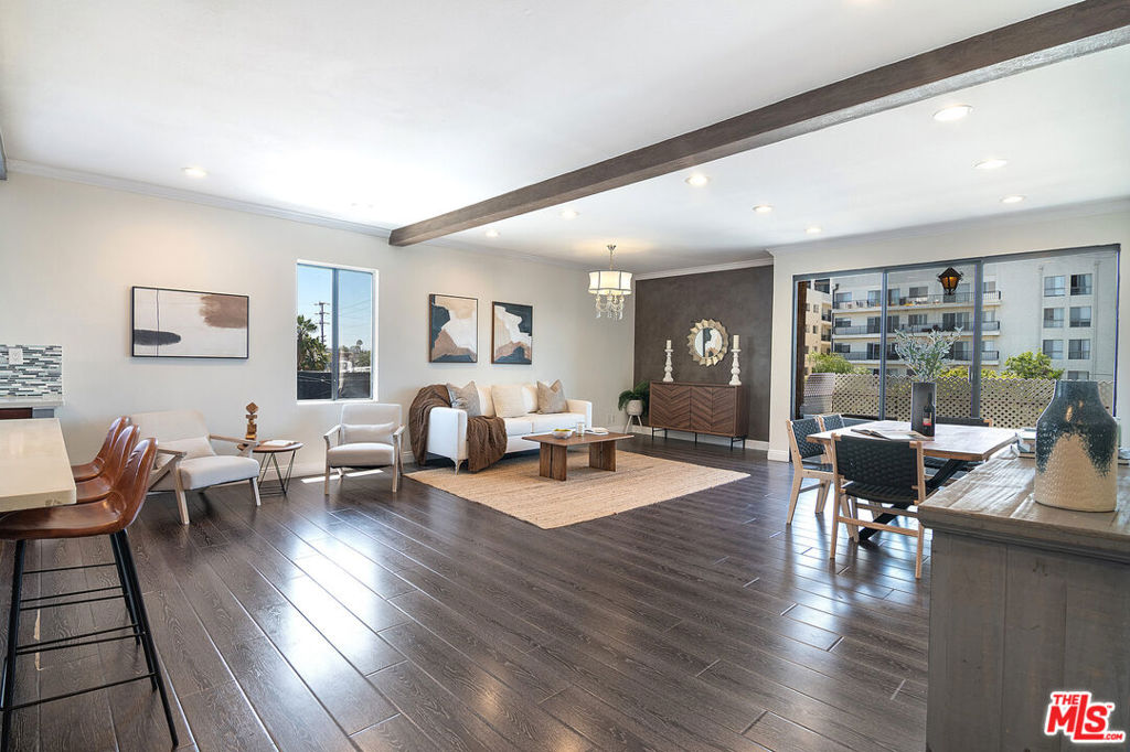 1101 Rexford Drive 302, Los Angeles, CA 90035 — photo 1
