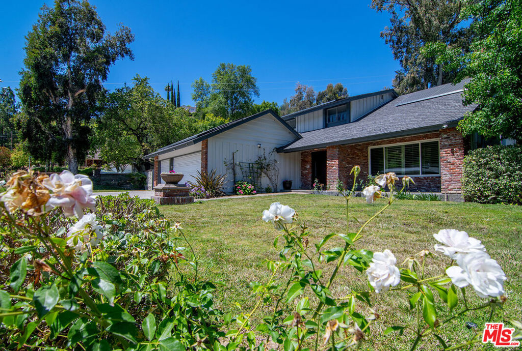 3525 Eddingham Avenue, Calabasas, CA 91302 — photo 1