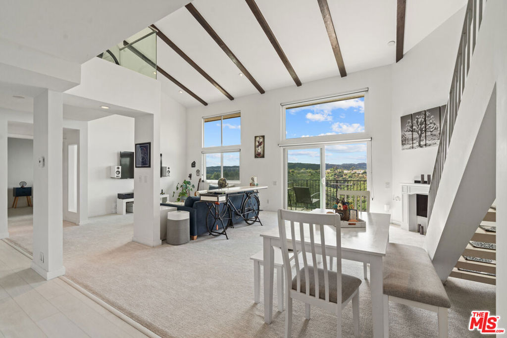 2385 Roscomare Road F10, Los Angeles, CA 90077 — photo 1