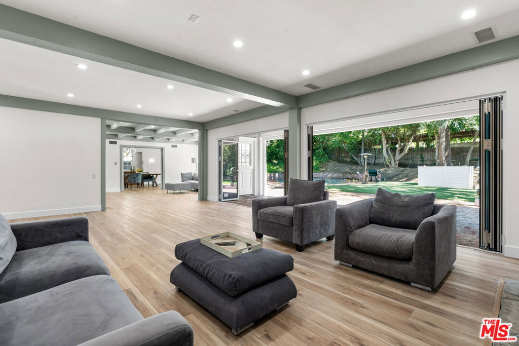 926 N ALPINE Drive, Beverly Hills, CA 90210 — photo 1