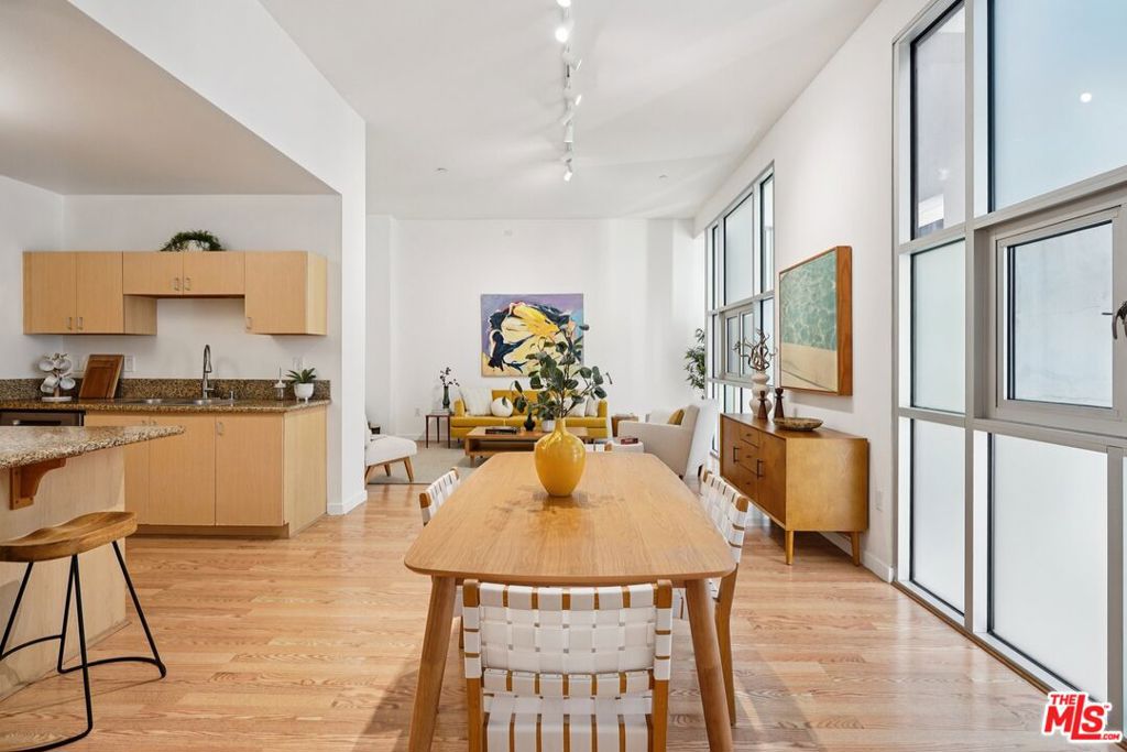 630 W 6th Street 505, Los Angeles, CA 90017 — photo 1