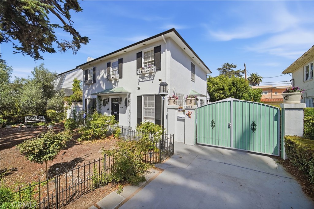 1826 Wellington Road, Los Angeles, CA 90019 — photo 1