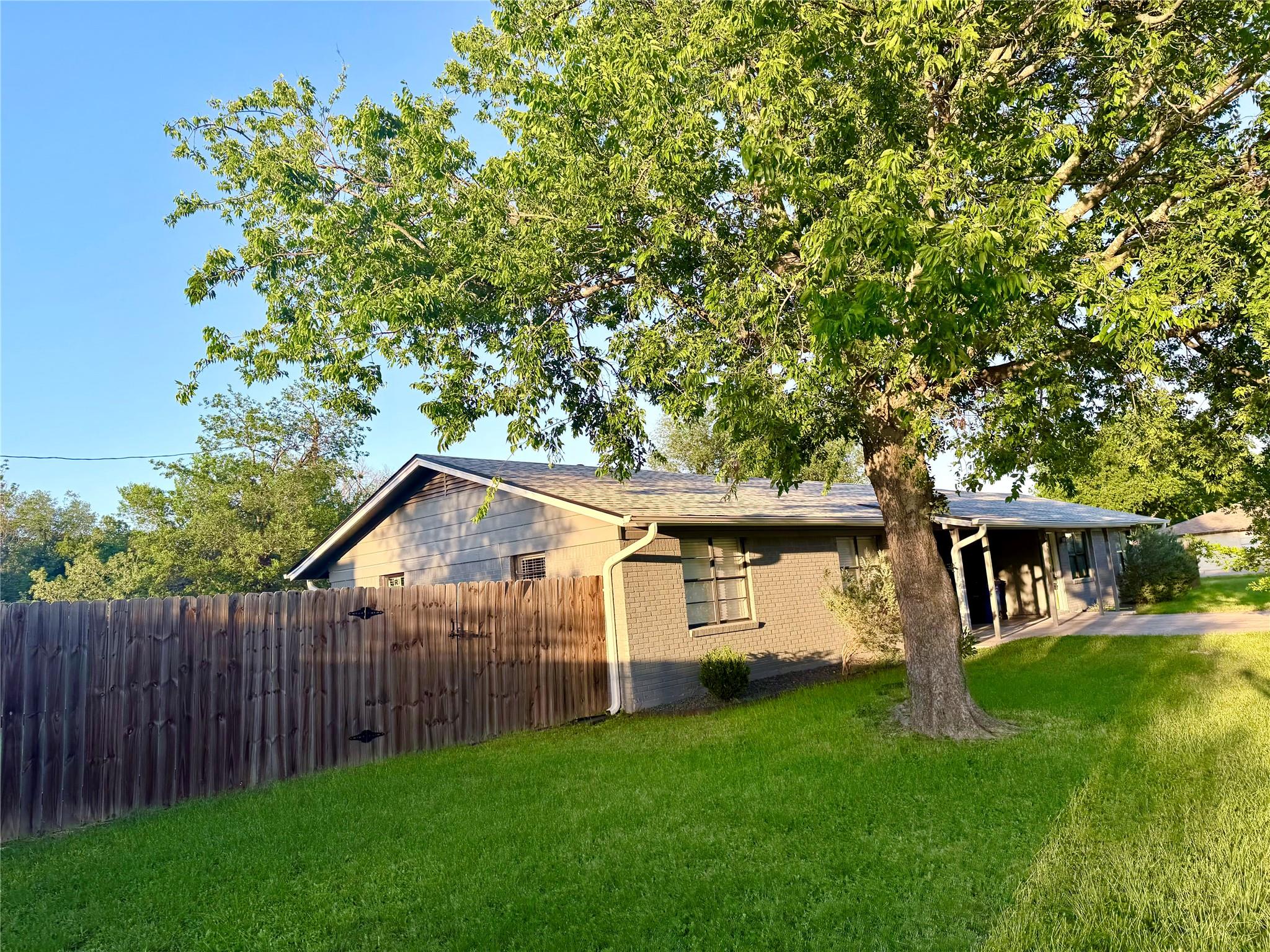 10700 Plains, Austin, TX 78758 — photo 1