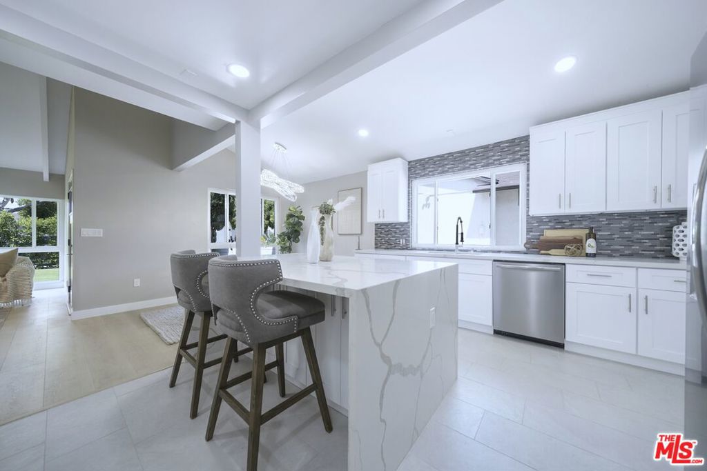 5628 Cleon Avenue, North Hollywood, CA 91601 — photo 1