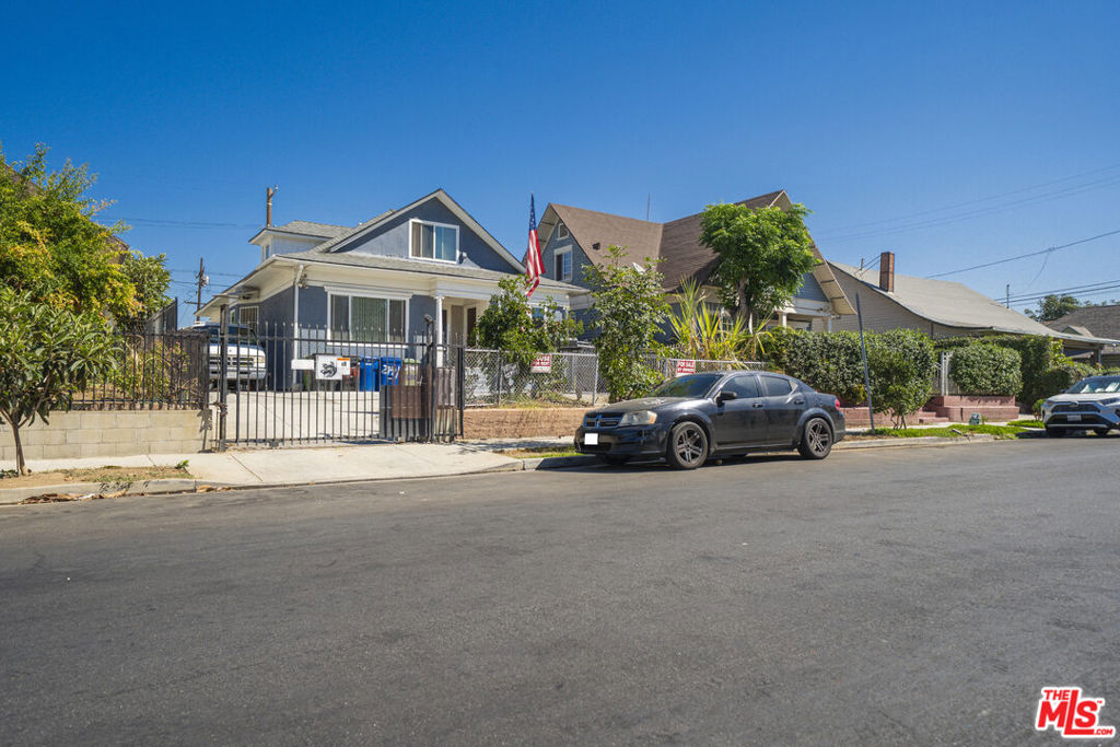 2941 W 14th Street, Los Angeles, CA 90006 — photo 1