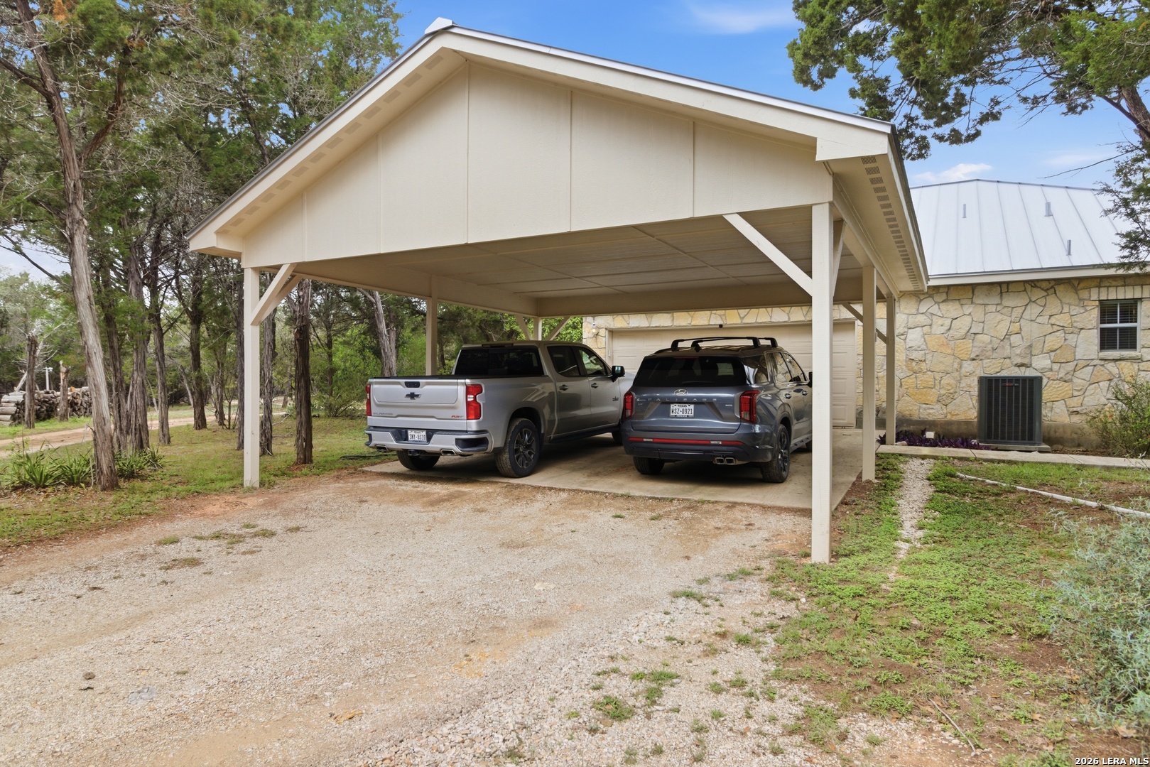707 Oakridge Ln, ,  78063 — photo 1