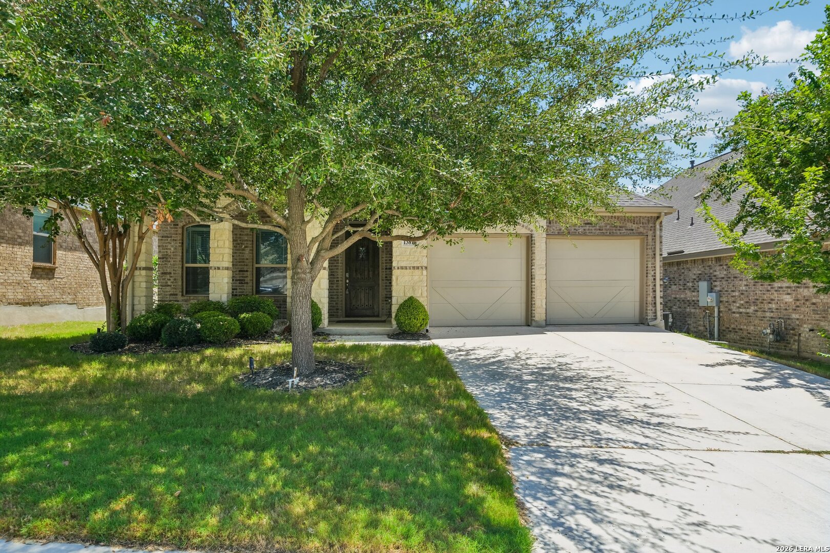 13810 QUIET FOX LN, San Antonio, TX 78245 — photo 1