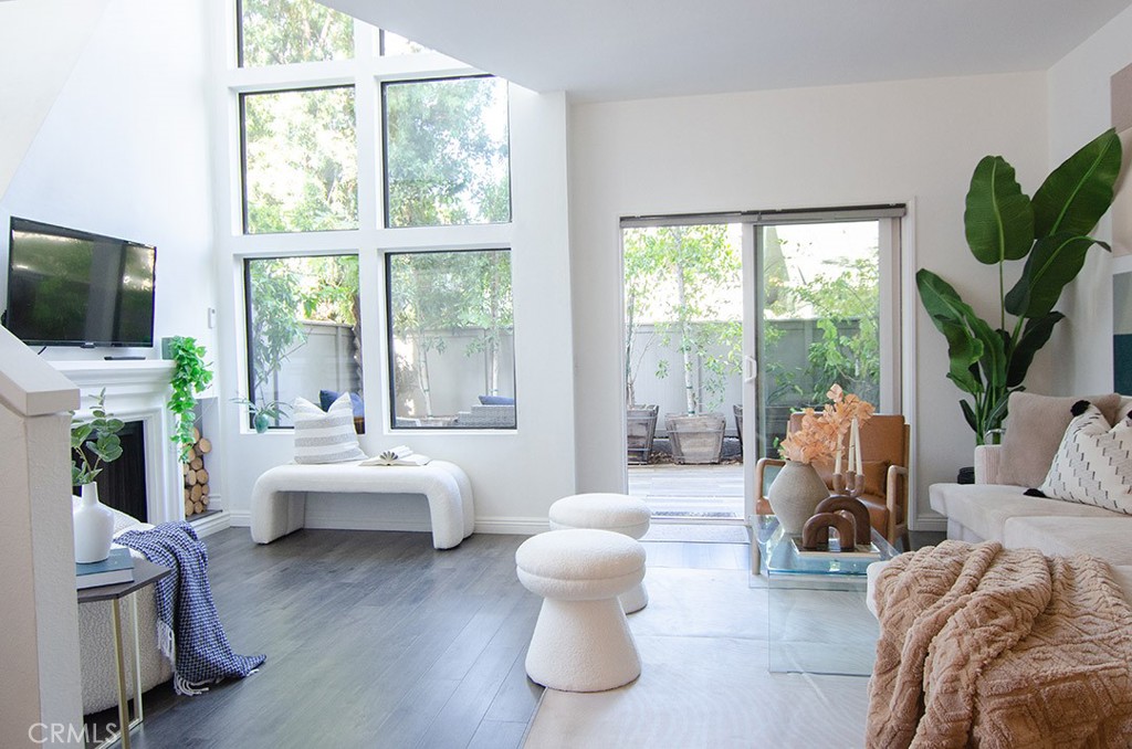 1310 E Orange Grove Boulevard 113, Pasadena, CA 91104 — photo 1