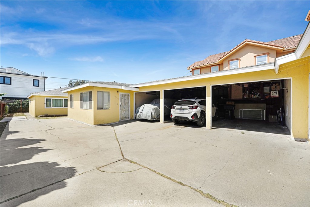 3818 W 111TH Place, Inglewood, CA 90303 — photo 1