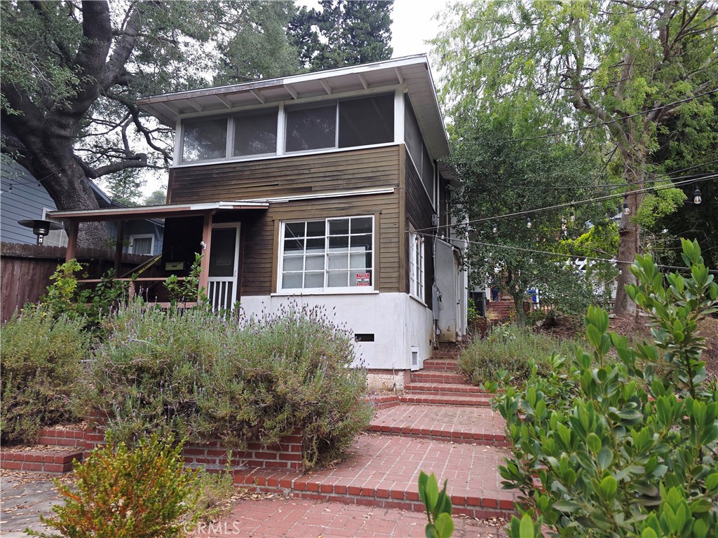 8709 Lookout Mountain, Los Angeles, CA 90046 — photo 1