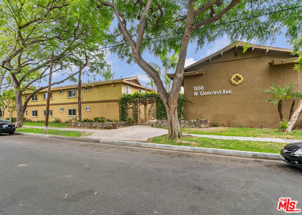 1800 W Glencrest Avenue, Anaheim, CA 92801 — photo 1