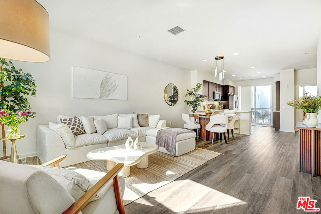 3945 Eagle Rock Boulevard 50, Los Angeles, CA 90065 — photo 1